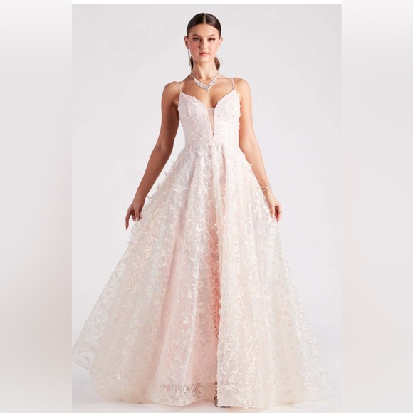 Windsor Dresses & Skirts - Windsor Iridescent Butterfly Dress